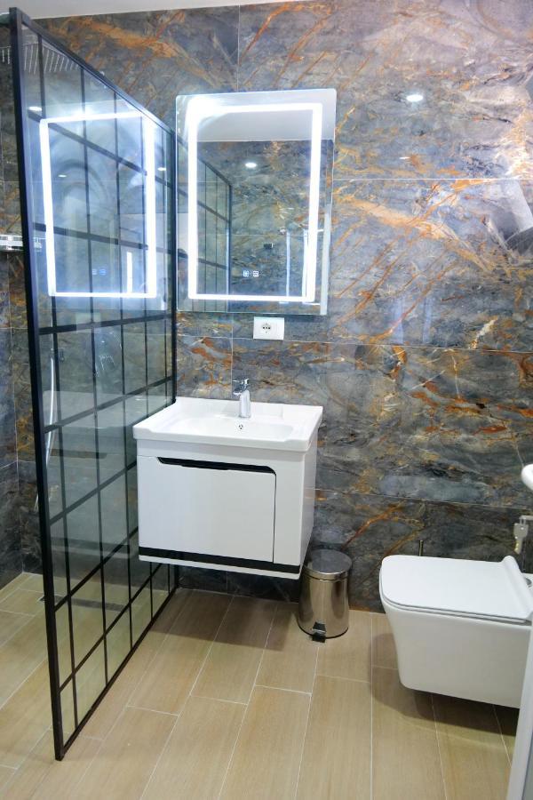 Iljo Apartments Ксамил Экстерьер фото