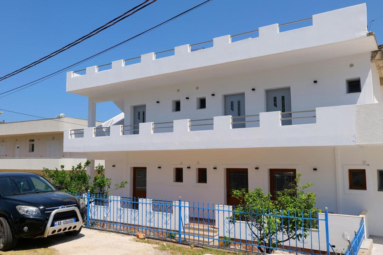 Iljo Apartments Ксамил Экстерьер фото