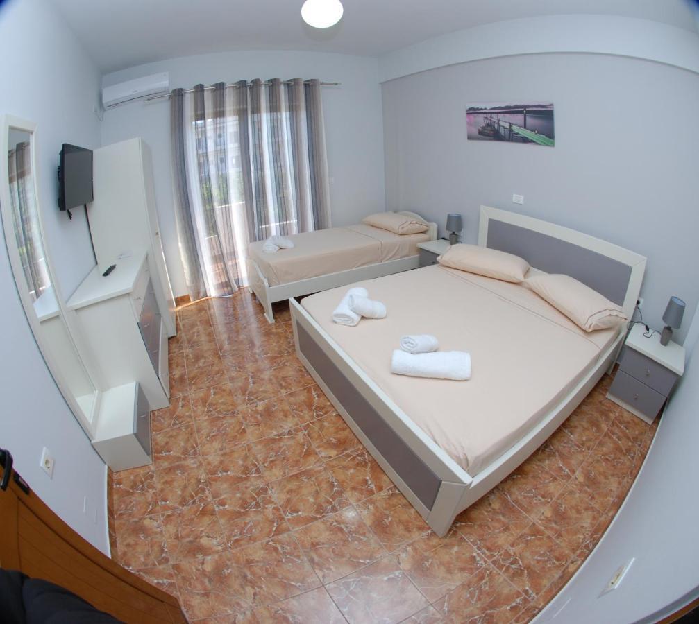 Iljo Apartments Ксамил Экстерьер фото